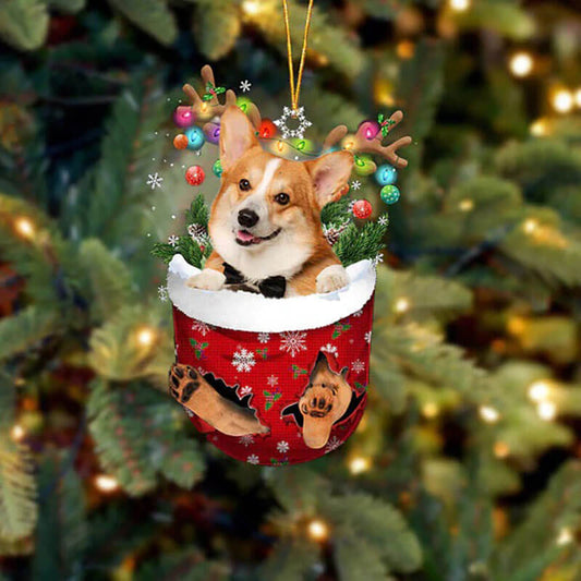 Pembroke Welsh Corgi In Snow Pocket Christmas Ornament SP263